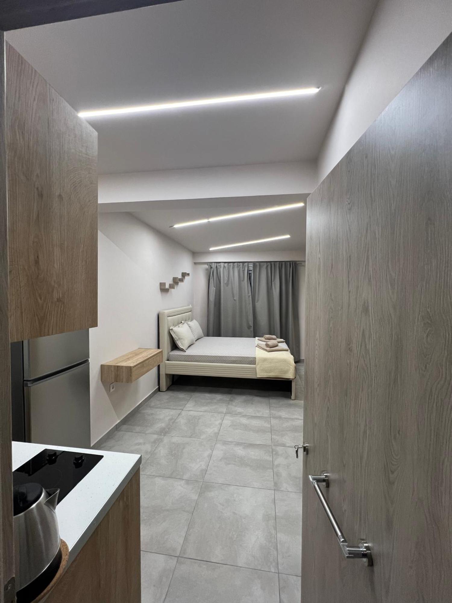 F&M House Semi Basement Ξενοδοχείο Σάρτη Εξωτερικό φωτογραφία